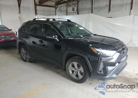 2024 Toyota Rav4 Xle z USA, uszkodzony, nr VIN 2T3P1RFV4RC478290